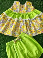 Baby girls tops and half pants